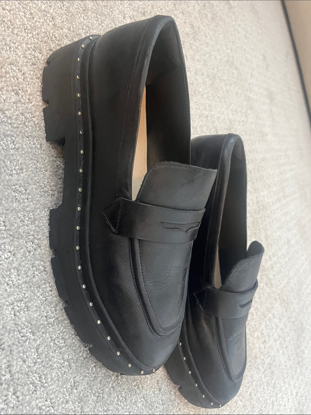 Black studded platform women's Loafers